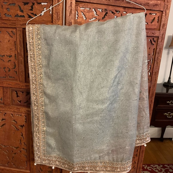 Silver Anrakha/Shalwar Kameez - Picture 8 of 8